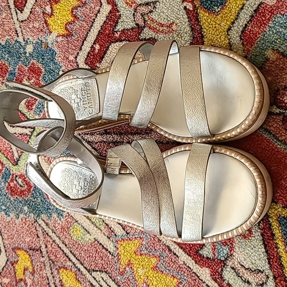 Vince Camuto Silver Wedges - Picture 5 of 5